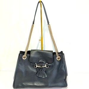 Gucci Emily Large Shoulder Bag In Pebbled Black Leather W Light Gold Chain Strap